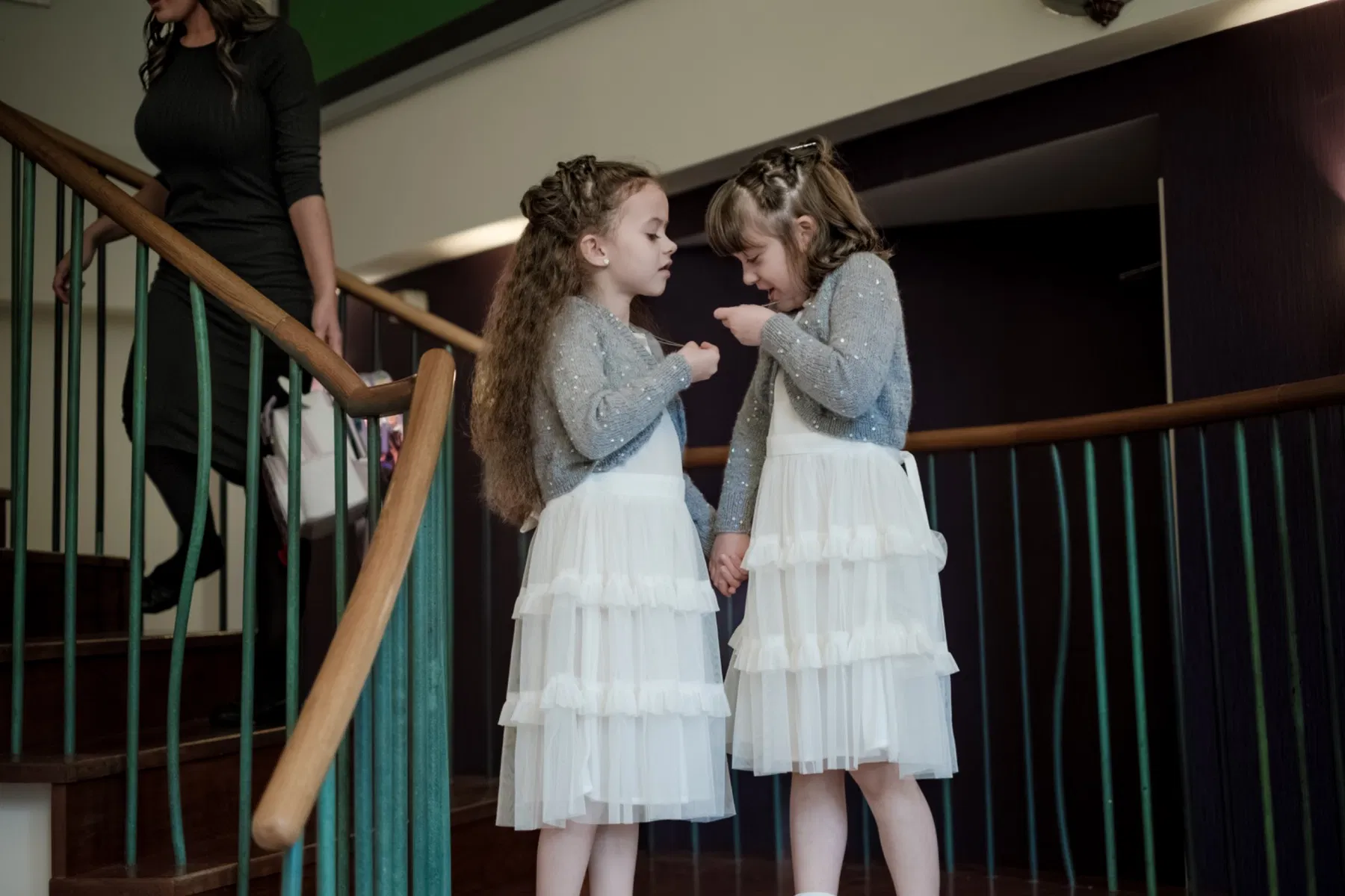 Candid wedding photography by Sofie Redfern