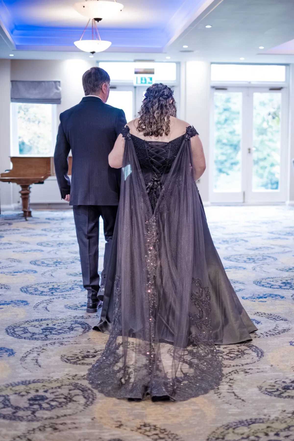 Candid wedding photography by Sofie Redfern