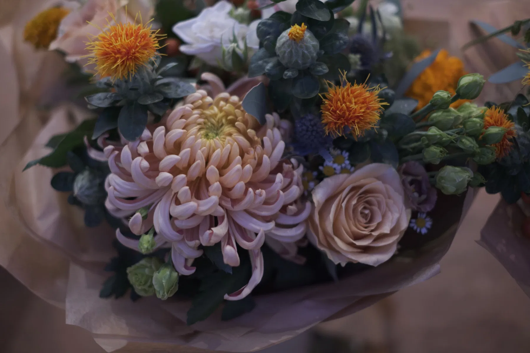 Candid wedding photography by Sofie Redfern
