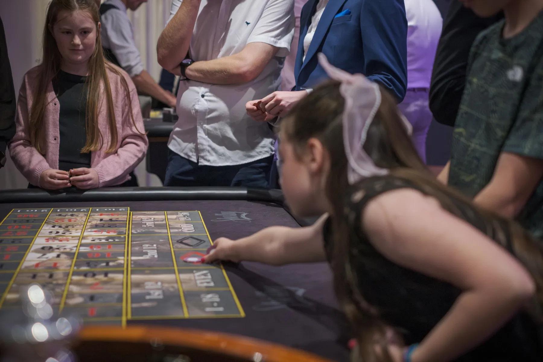 Candid wedding photography by Sofie Redfern