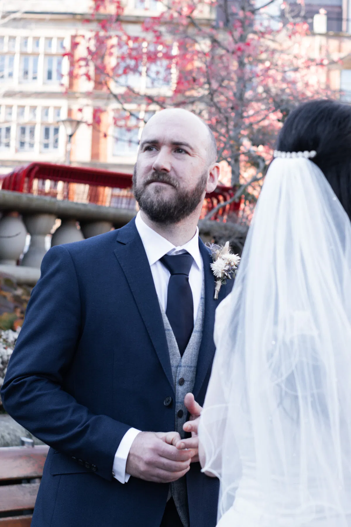Candid wedding photography by Sofie Redfern