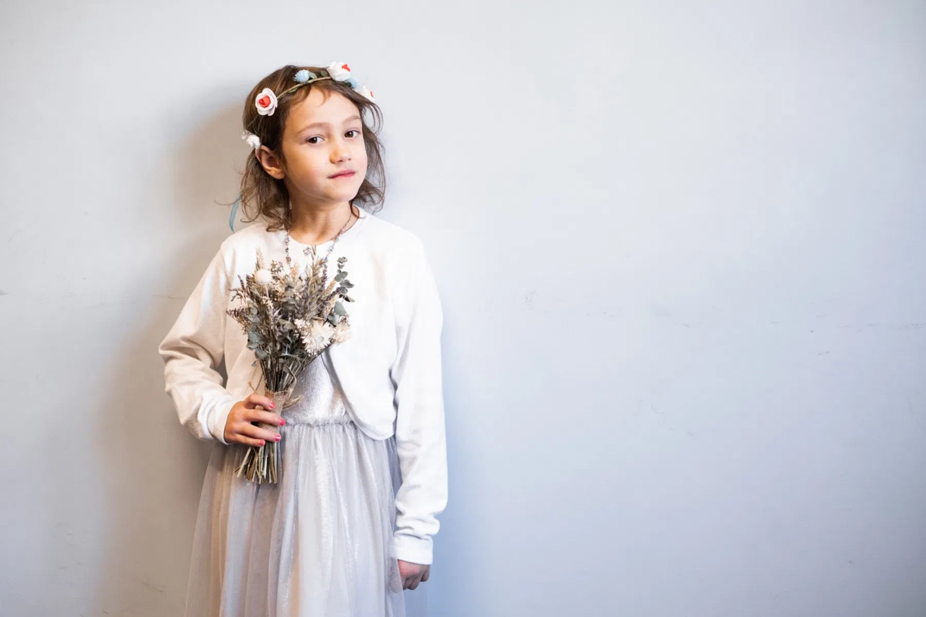 Candid wedding photography by Sofie Redfern
