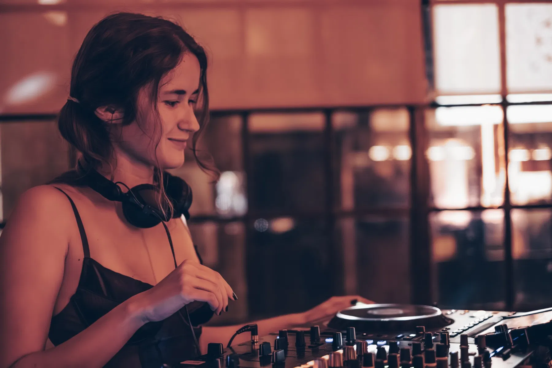 Live music and event photography by Sofie Redfern