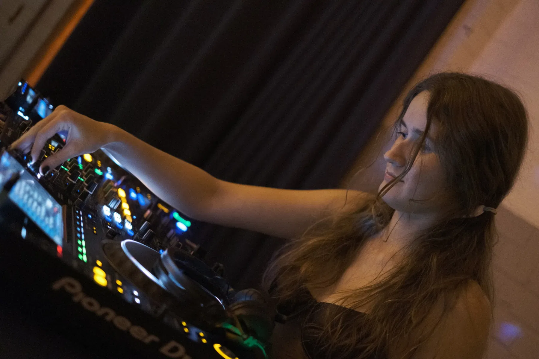 Live music and event photography by Sofie Redfern